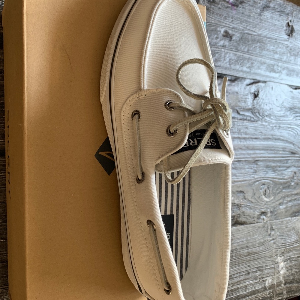 White Shoes - Picture 2 of 3